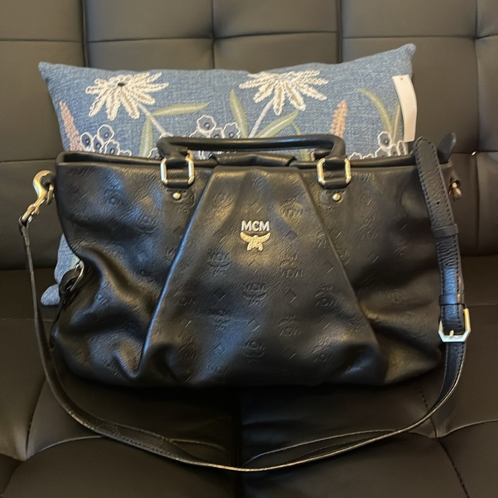 MCM Bags - Picture 4 of 12